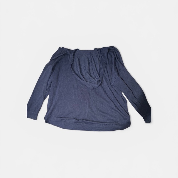Elegant Navy Blue Women's Sweatshirt - Picture 2 of 3